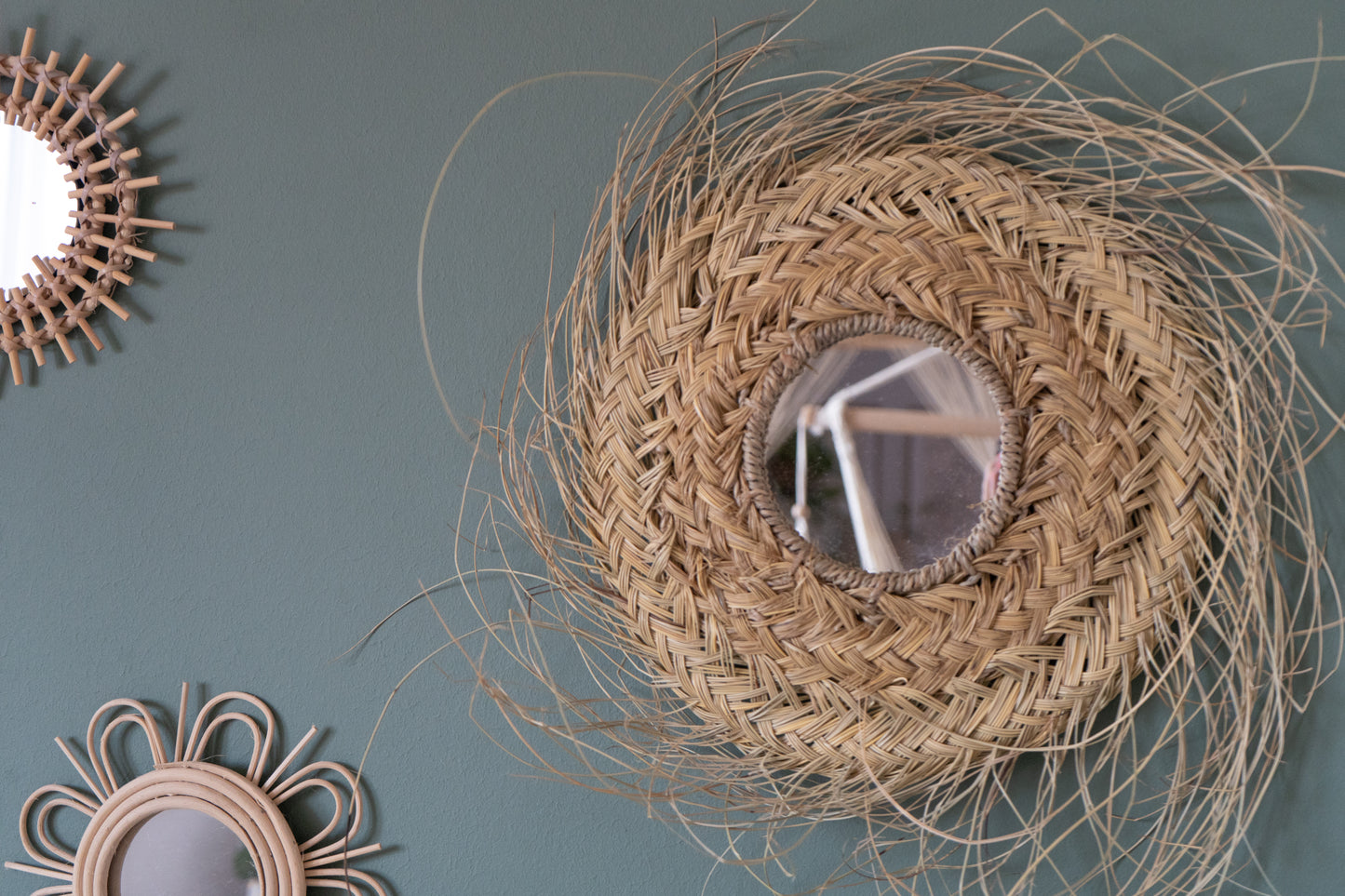 Marokkanischer Boho Wandspiegel handgefertigt aus Halfagras