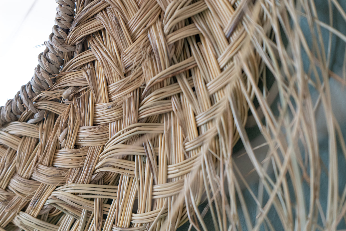 Marokkanischer Boho Wandspiegel handgefertigt aus Halfagras