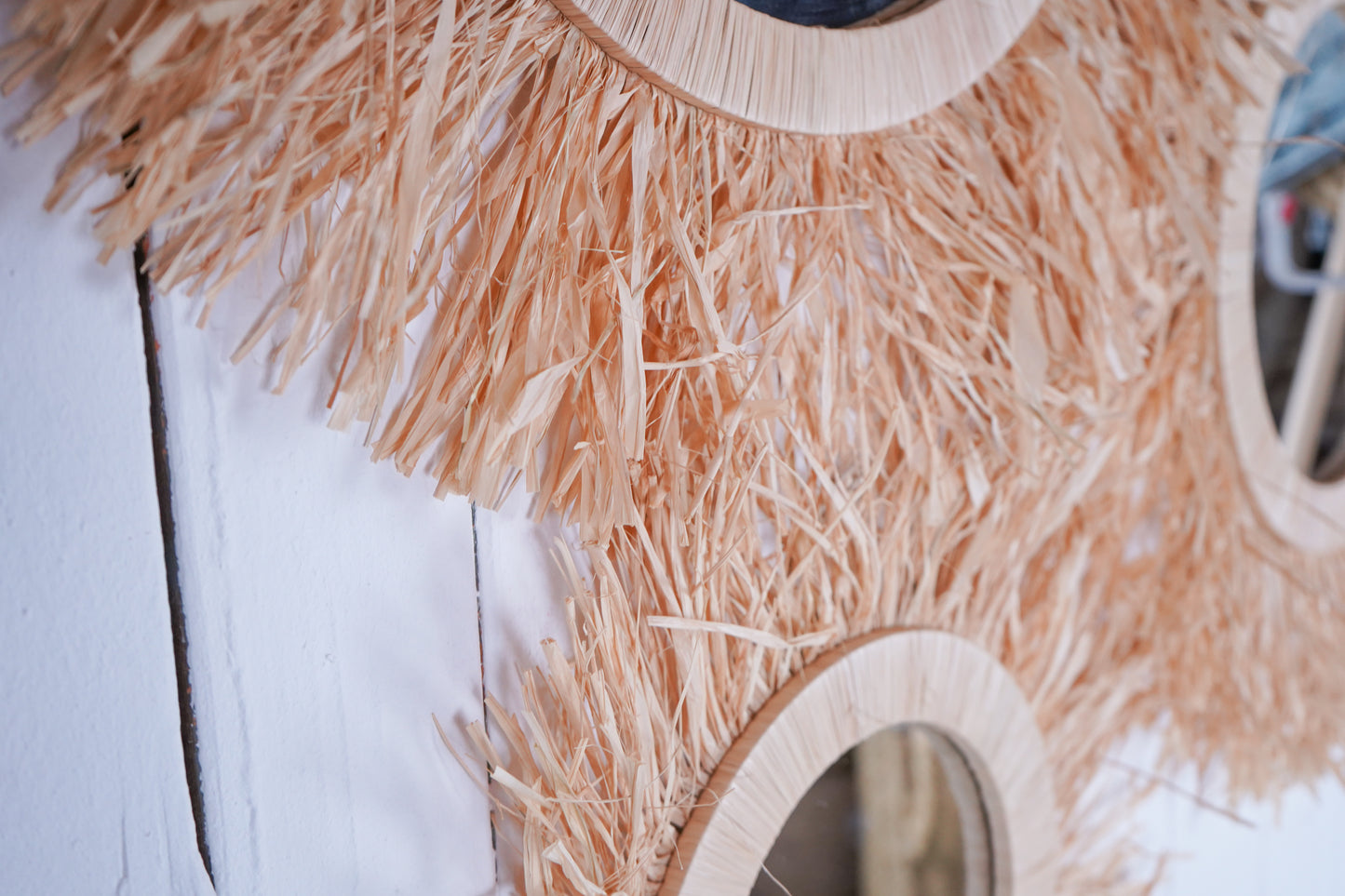 Marokkanischer Boho Wandspiegel handgefertigt aus Raffia