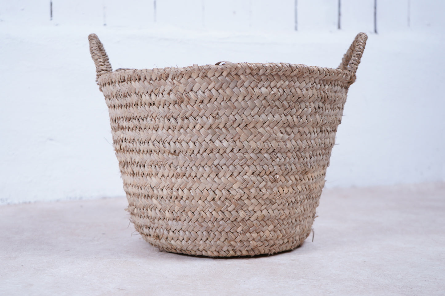 Gewebter Dekokorb aus Pflanzenfasern ⌀43cm