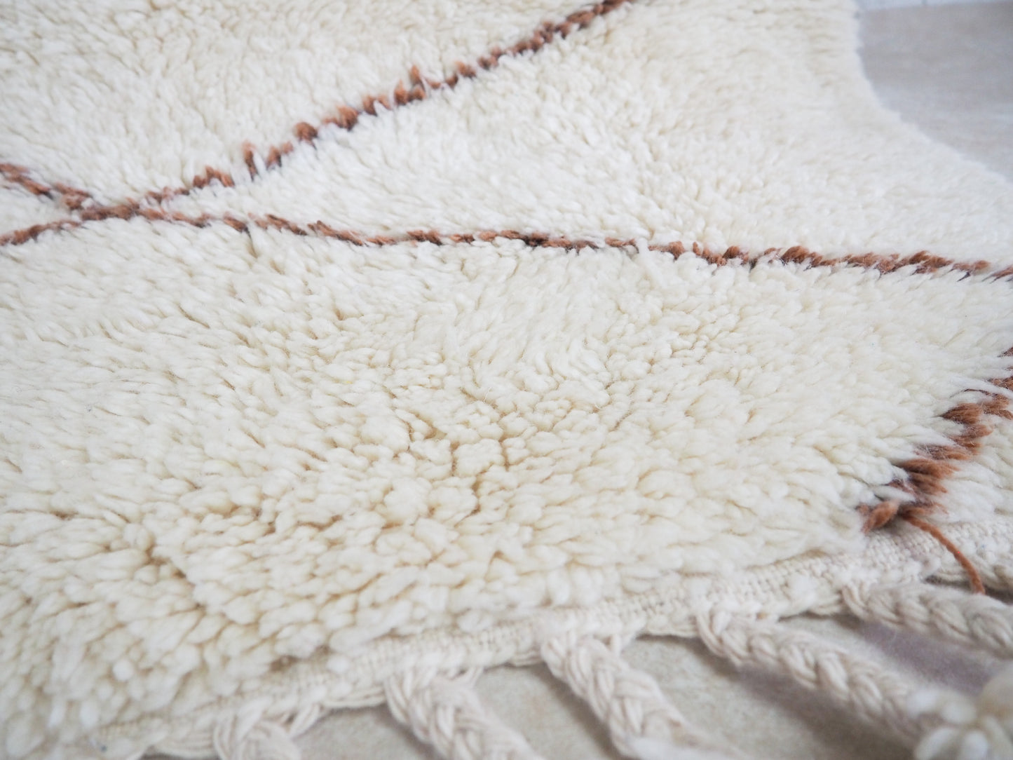 Beni Ouarain Teppich `Sahara` – Handgefertigte Naturschönheit aus Marokko |  222 x 110 cm