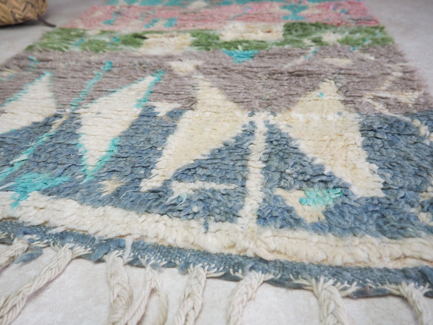 Handgefertigter Boujaad Läufer `Atlas` aus Marokko – Einzigartige Schönheit für dein Zuhause | 300 x 85 cm