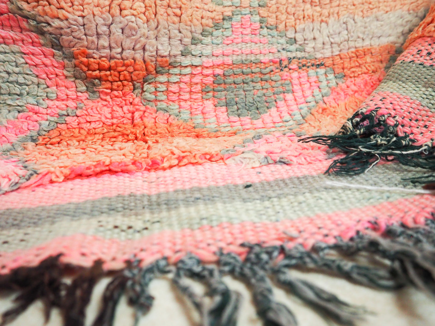 Einzigartiger Boujaad Vintage Teppich `Amira` aus Marokko – Traditionell handgefertigt | 189 x 126 cm