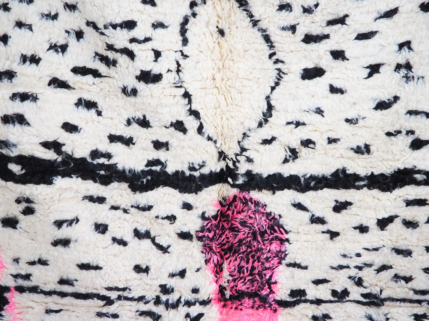 Handgefertigter Azilal Teppich `Soraya` aus Marokko – Boho-Muster und hochwertige Wolle | 230 x 133 cm