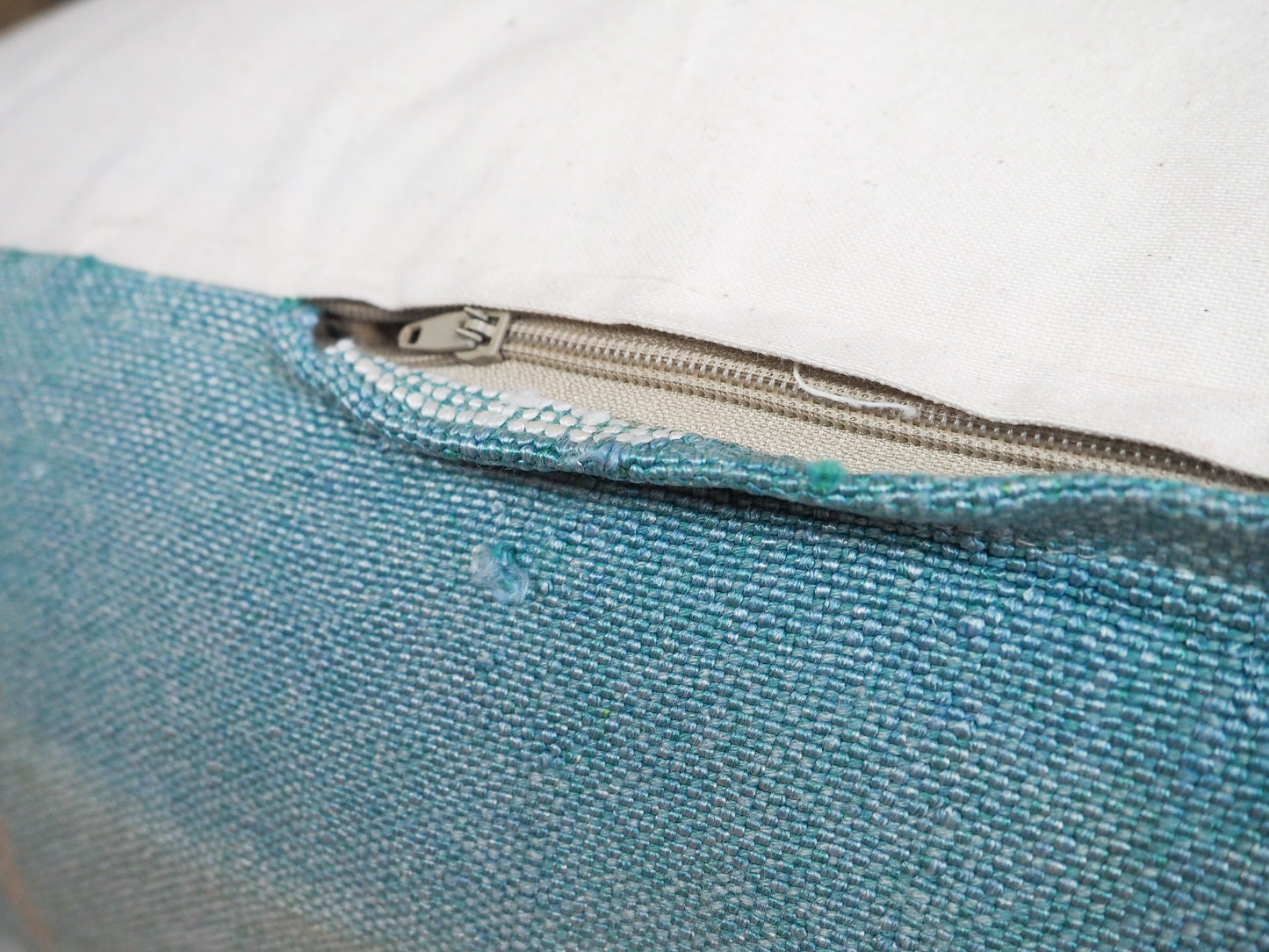 Marokkanischer Sabra Pouf ´Zahra´ – Handgefertigt aus Kaktusseide