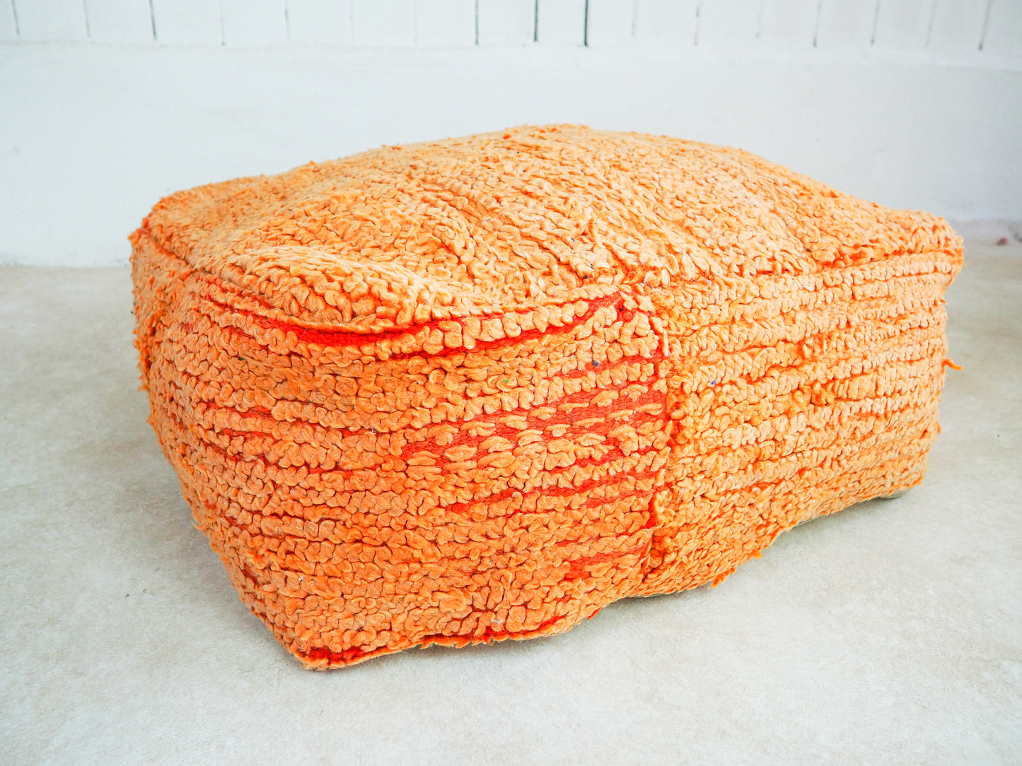 Marokkanischer Beni Mguild Pouf ´laymouna´ - handgefertigt aus Bio-Wolle