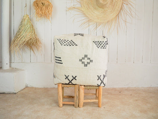 Handgefertigter Kilim Pouf aus Marokko ´sabah´ – Traditionelles Design und Naturmaterialien