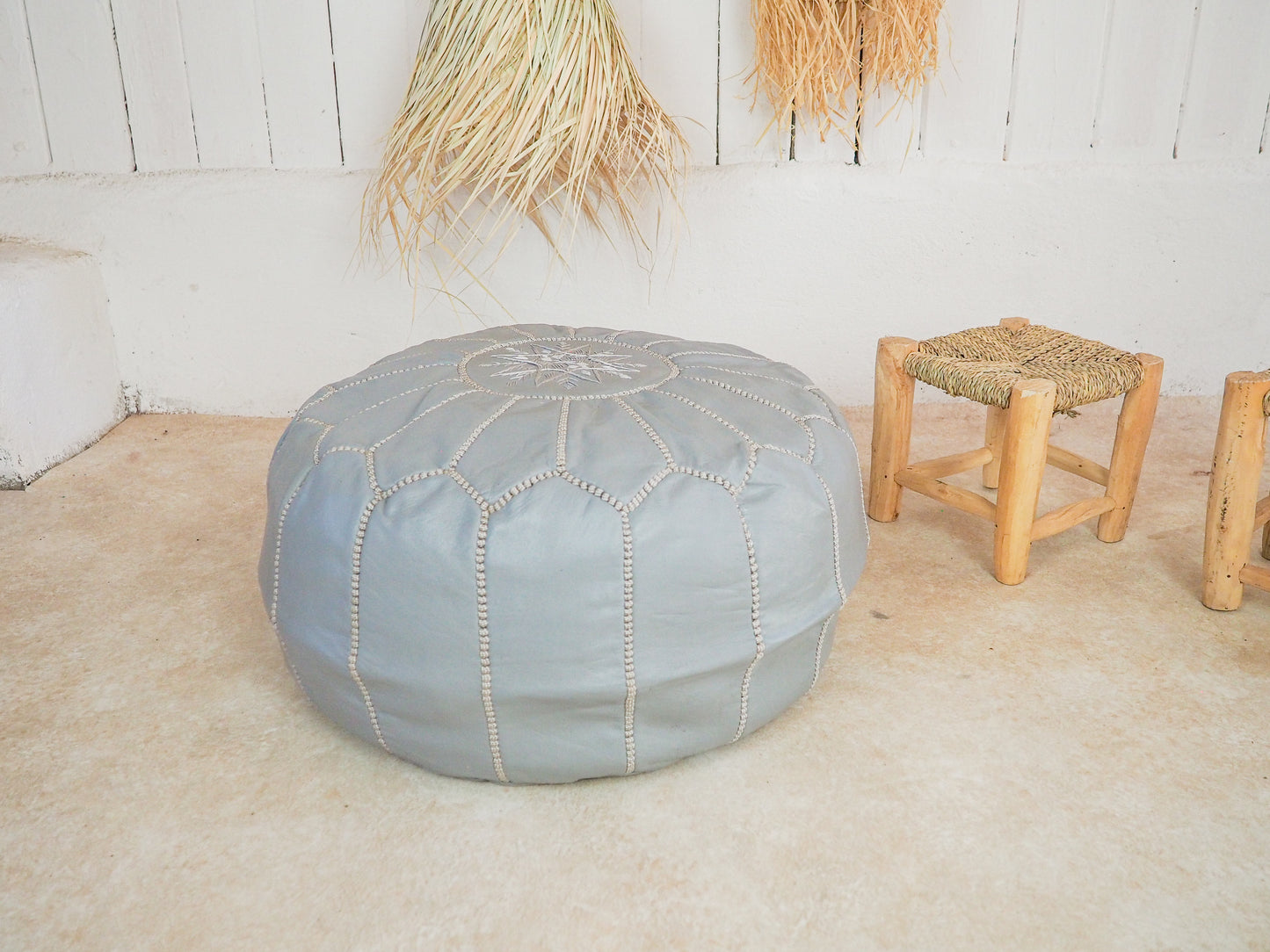 Handgefertigter Echtleder Pouf "Imane" – Marokkanisches Design und Boho-Chic