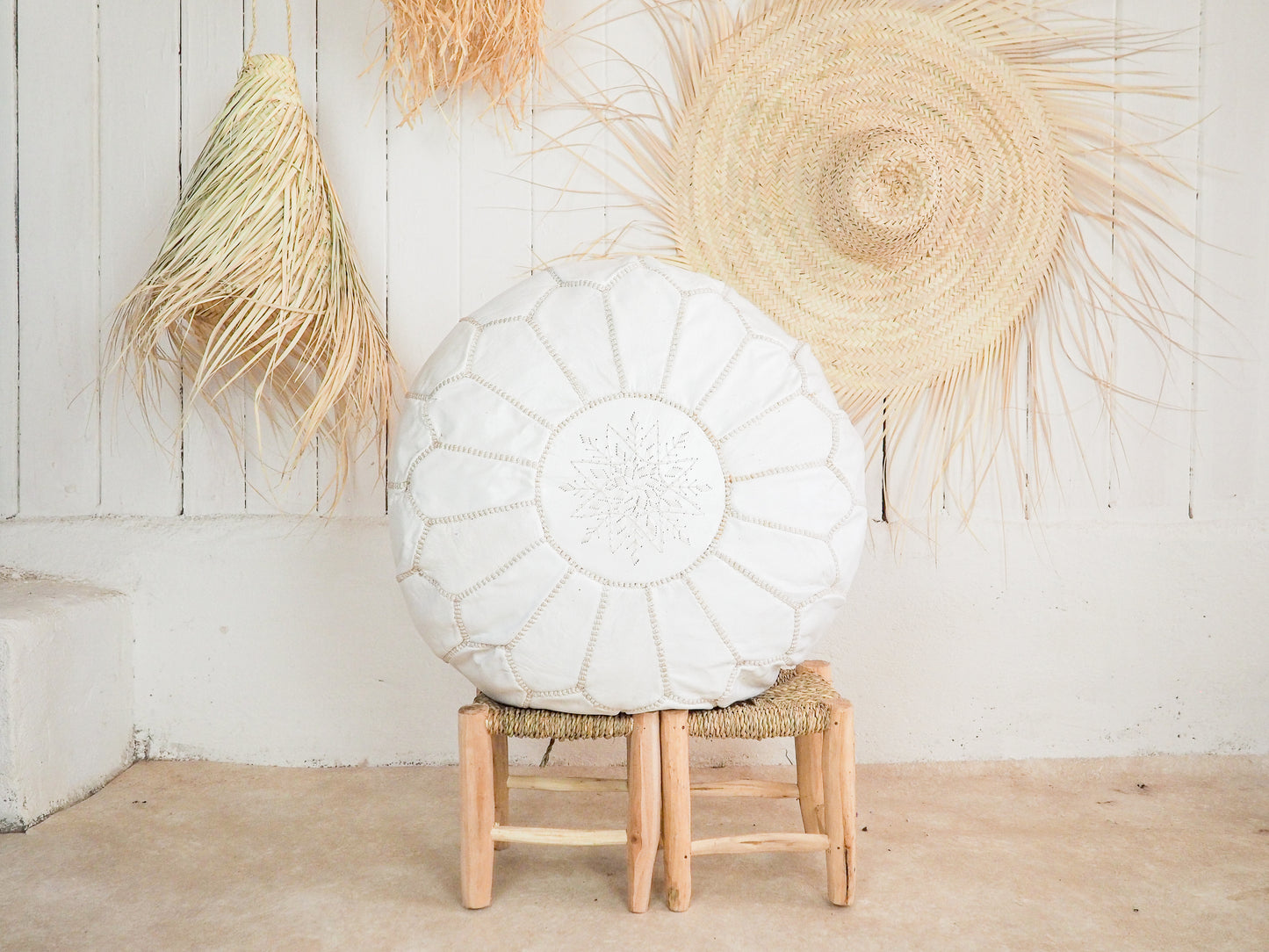 Handgefertigter Echtleder Pouf "Imane" – Marokkanisches Design und Boho-Chic