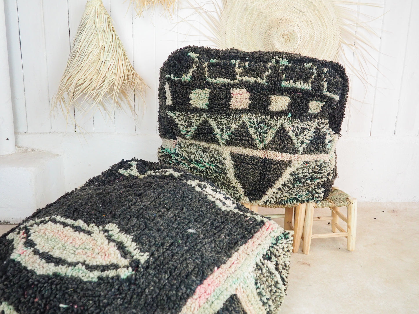 Marokkanischer Boujaad Pouf ´layl´ - handgefertigt aus Bio-Wolle