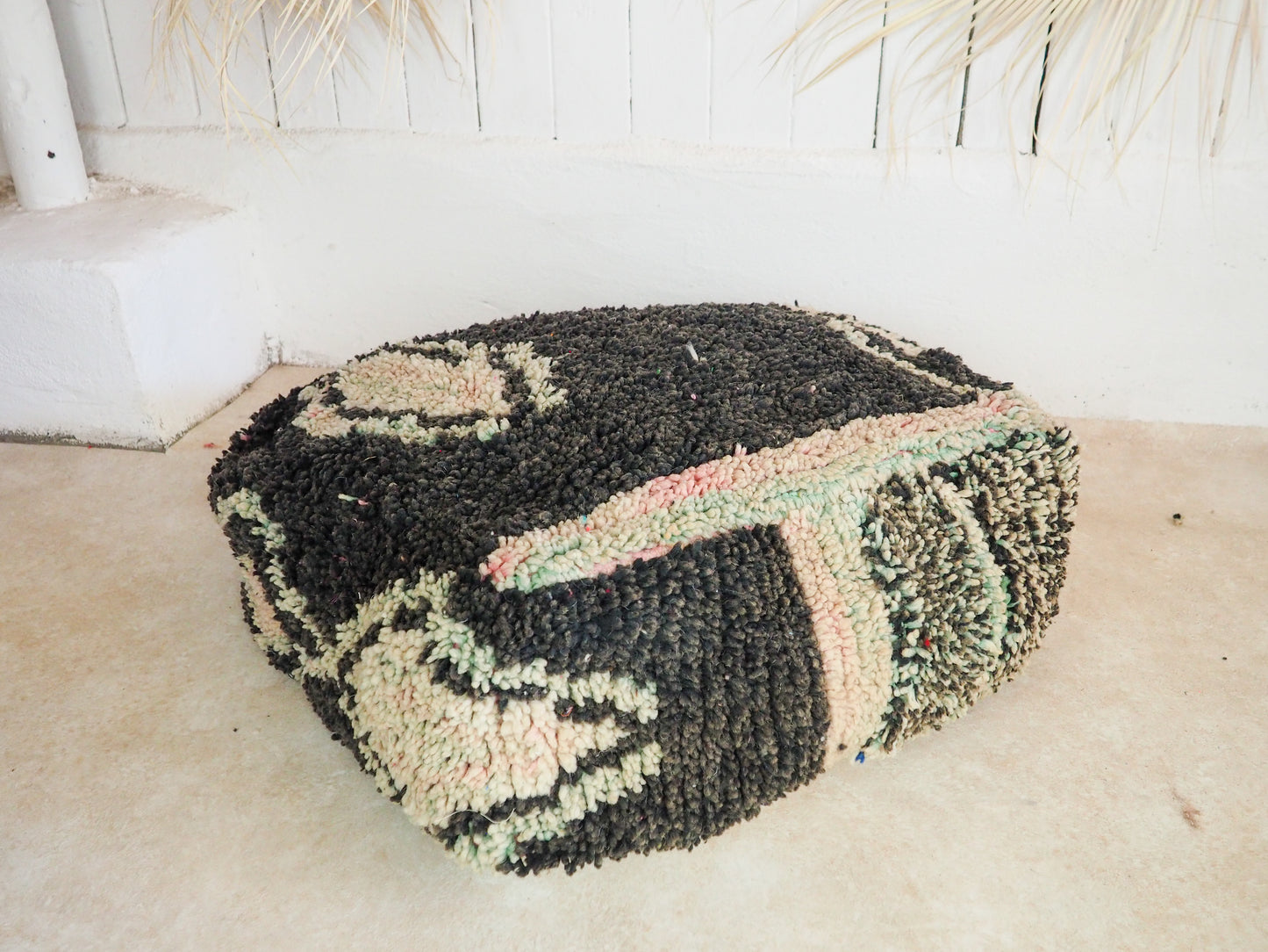Marokkanischer Boujaad Pouf ´fajer´ - handgefertigt aus Bio-Wolle