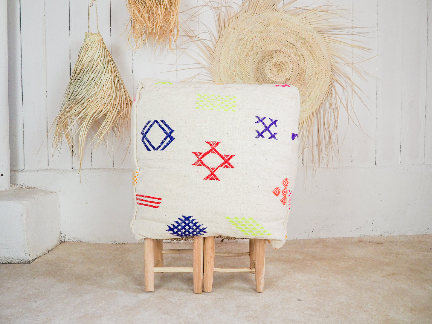 Handgefertigter Kilim Pouf aus Marokko ´Rachida´ – Traditionelles Design und Naturmaterialien