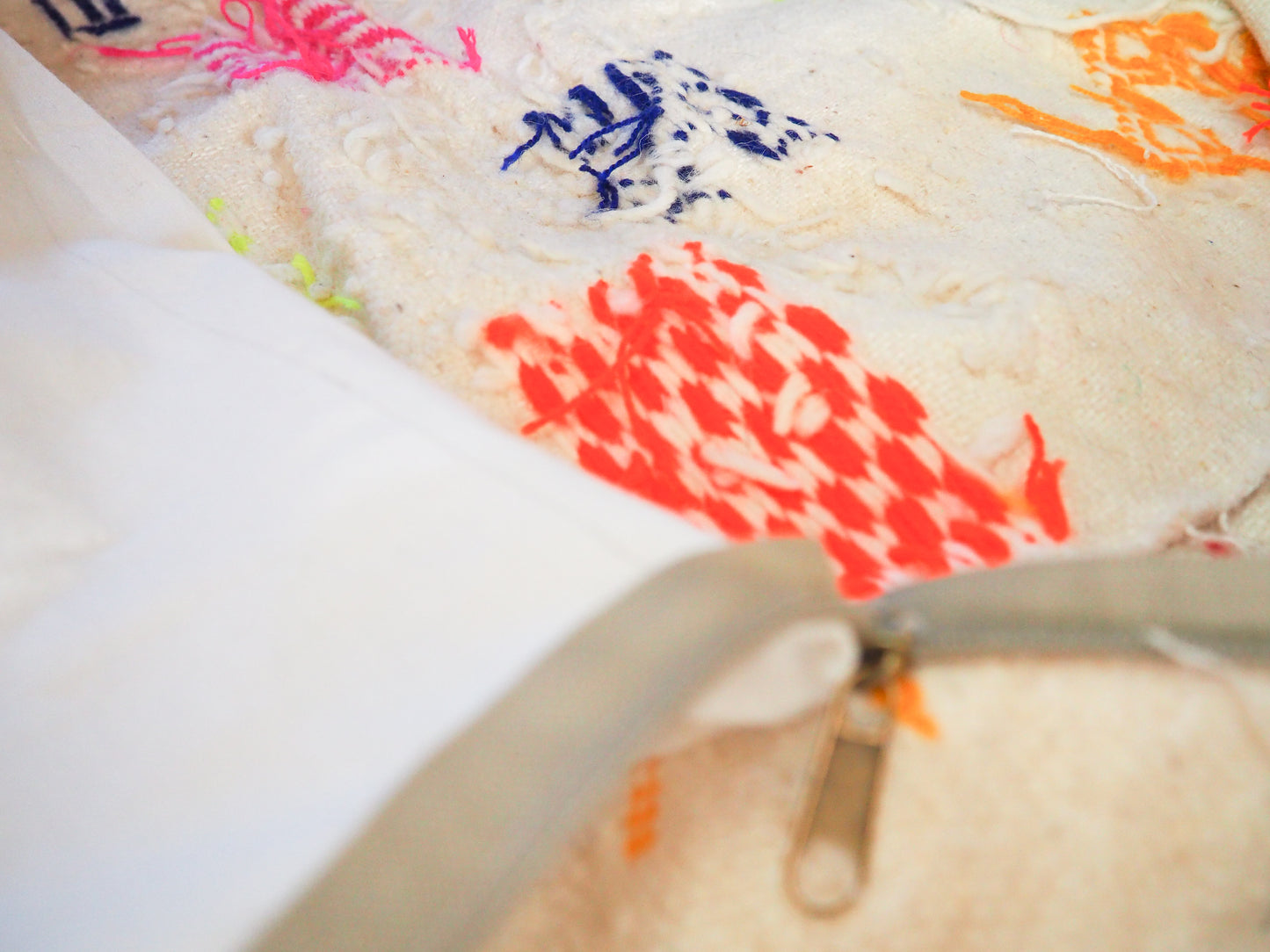 Handgefertigter Kilim Pouf aus Marokko ´Rachida´ – Traditionelles Design und Naturmaterialien