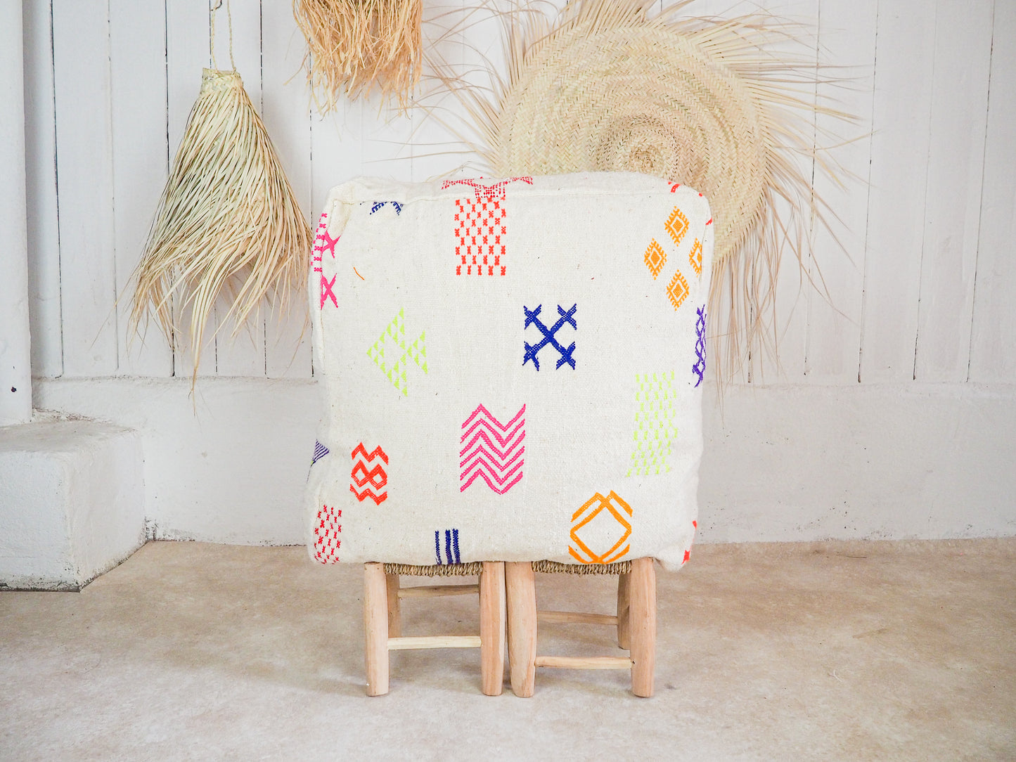 Handgefertigter Kilim Pouf aus Marokko ´Amina´ – Traditionelles Design und Naturmaterialien