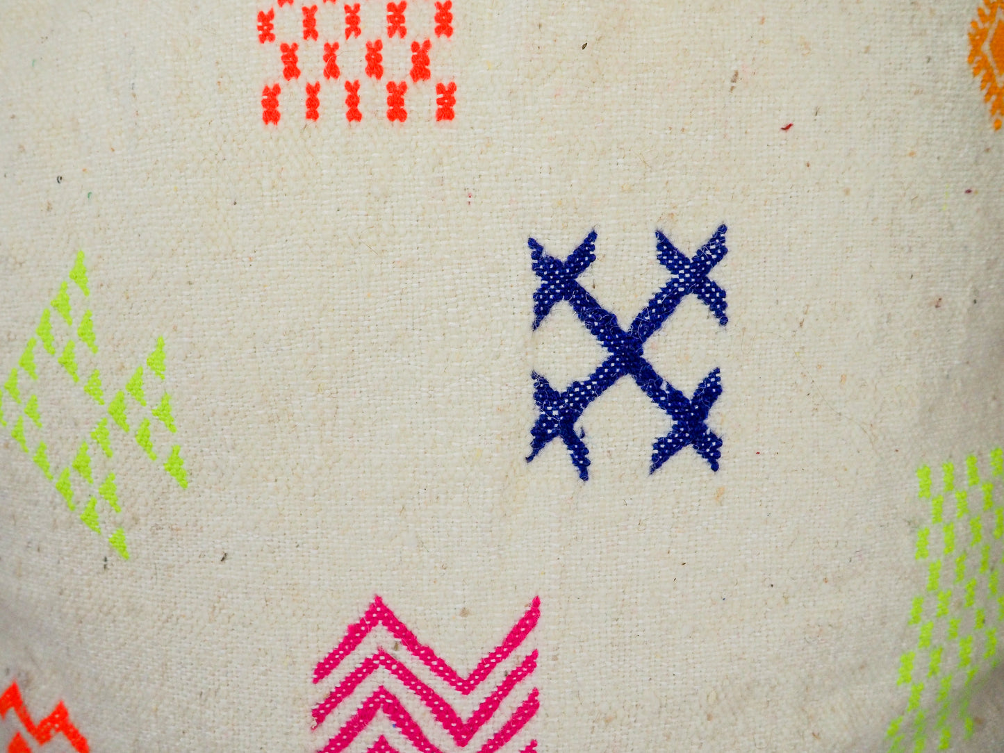 Handgefertigter Kilim Pouf aus Marokko ´Amina´ – Traditionelles Design und Naturmaterialien