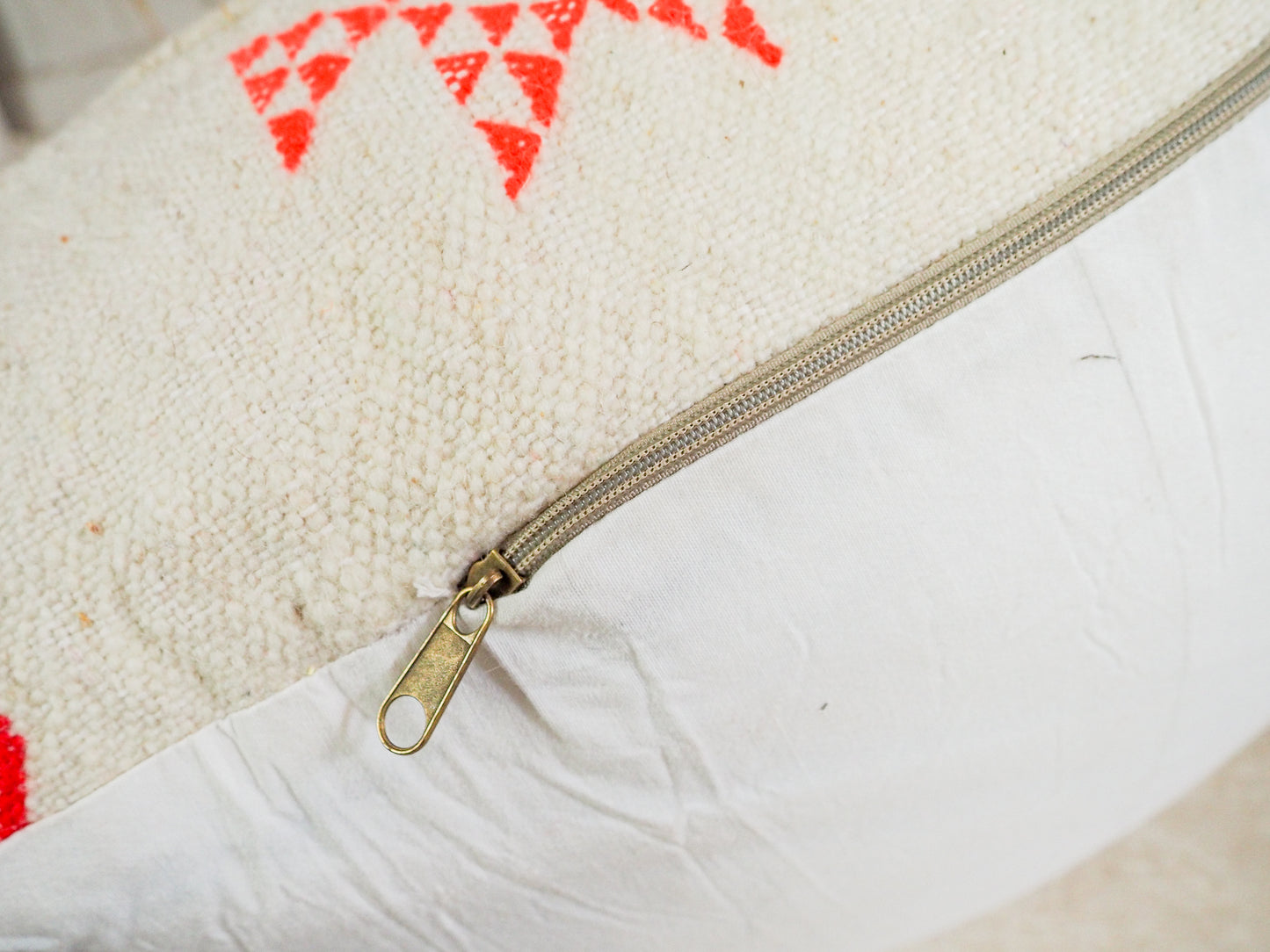 Handgefertigter Kilim Pouf aus Marokko ´Amina´ – Traditionelles Design und Naturmaterialien