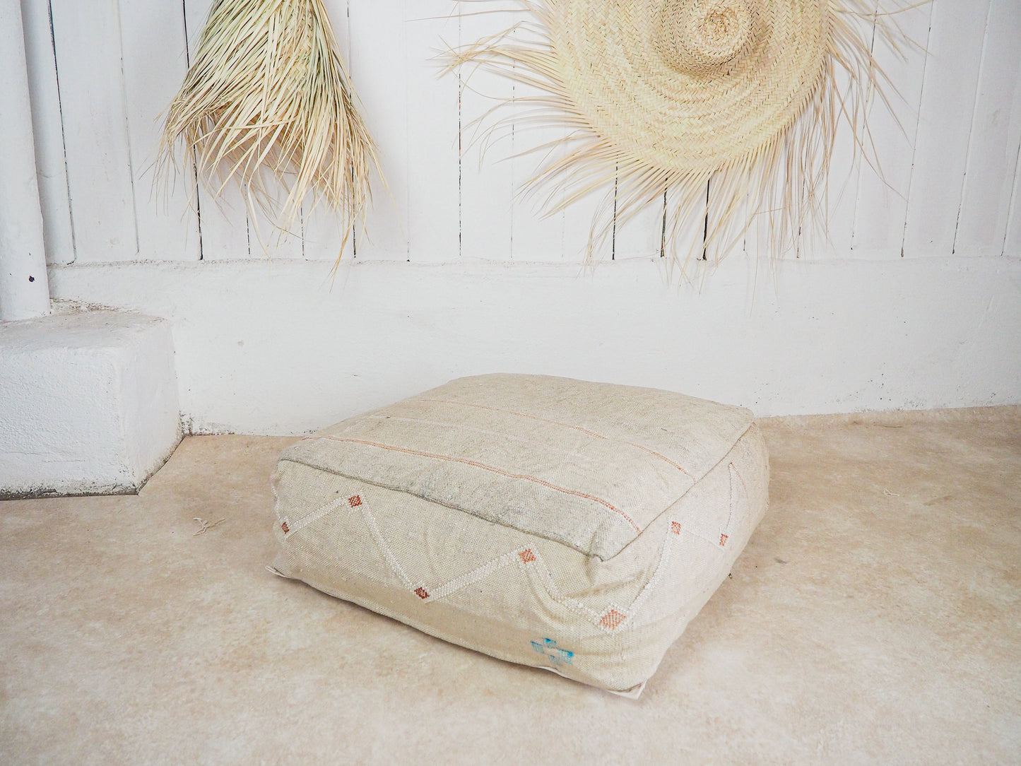 Marokkanischer Sabra Pouf ´Siham´ – Handgefertigt aus Kaktusseide