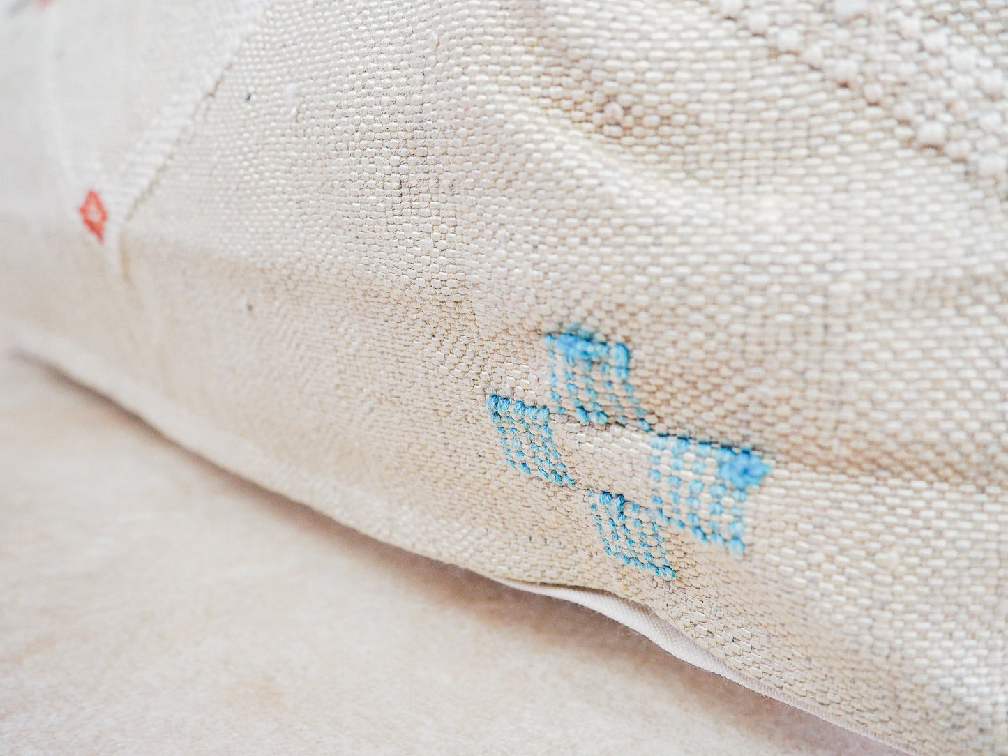 Marokkanischer Sabra Pouf ´Siham´ – Handgefertigt aus Kaktusseide