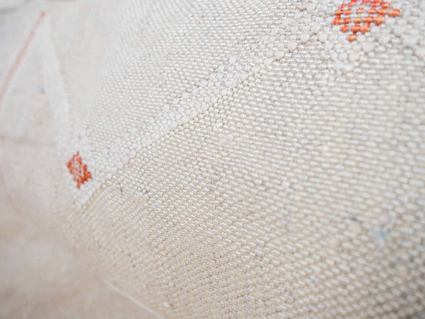 Marokkanischer Sabra Pouf ´Siham´ – Handgefertigt aus Kaktusseide