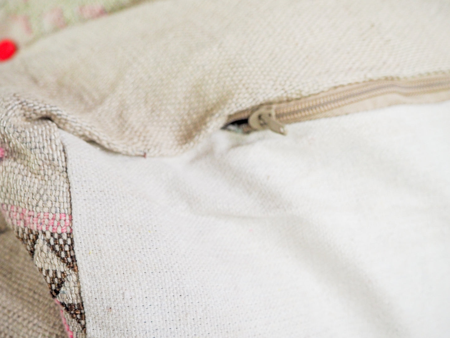 Marokkanischer Sabra Pouf ´Zaynab´ – Handgefertigt aus Kaktusseide