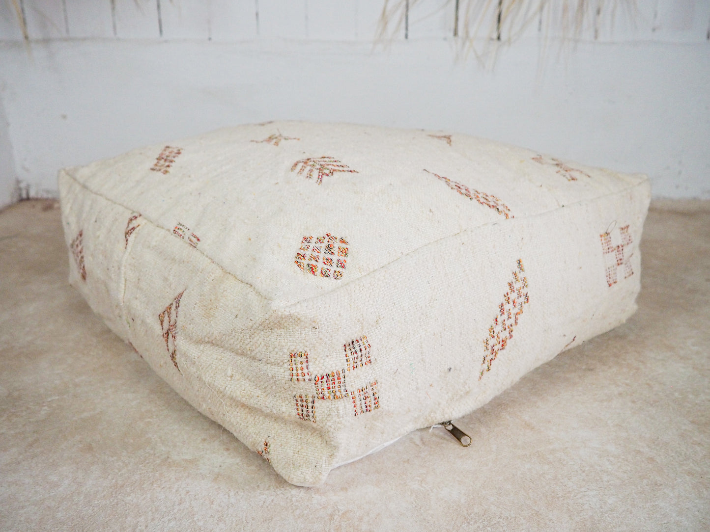 Handgefertigter Kilim Pouf aus Marokko ´Nour´ – Traditionelles Design und Naturmaterialien