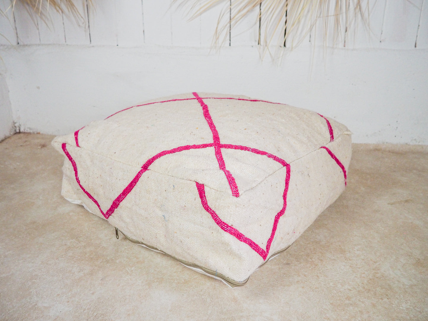 Handgefertigter Kilim Pouf aus Marokko ´Leila´ – Traditionelles Design und Naturmaterialien