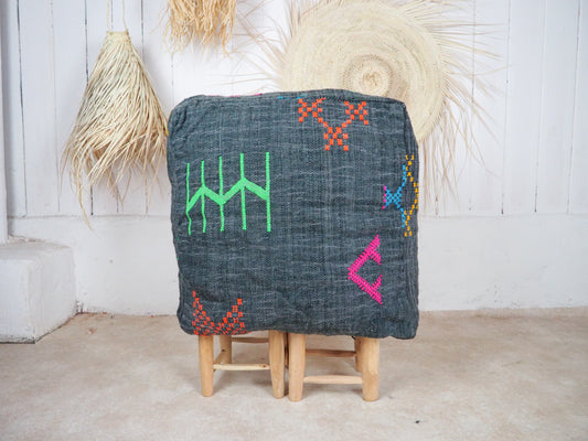 Handgefertigter Kilim Pouf aus Marokko ´Sanaa´ – Traditionelles Design und Naturmaterialien