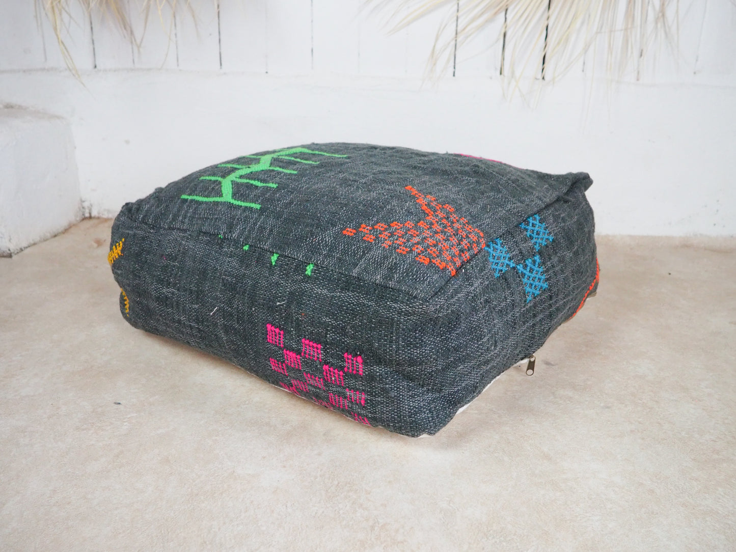Handgefertigter Kilim Pouf aus Marokko ´Sanaa´ – Traditionelles Design und Naturmaterialien
