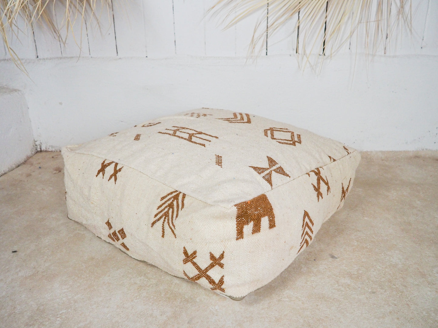Handgefertigter Kilim Pouf aus Marokko ´malika´ – Traditionelles Design und Naturmaterialien