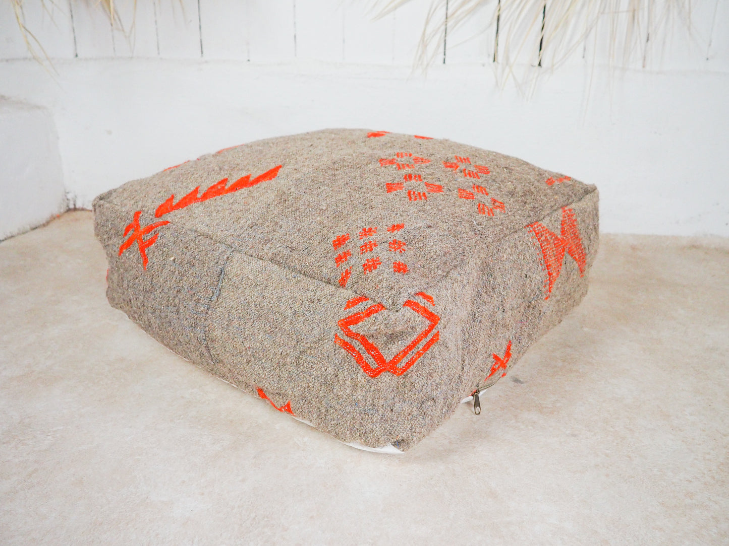 Handgefertigter Kilim Pouf aus Marokko ´Yasmina´ – Traditionelles Design und Naturmaterialien