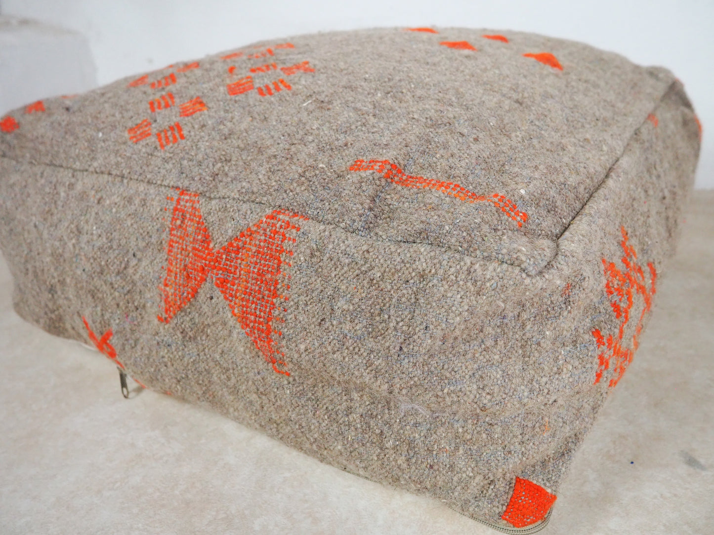 Handgefertigter Kilim Pouf aus Marokko ´Yasmina´ – Traditionelles Design und Naturmaterialien