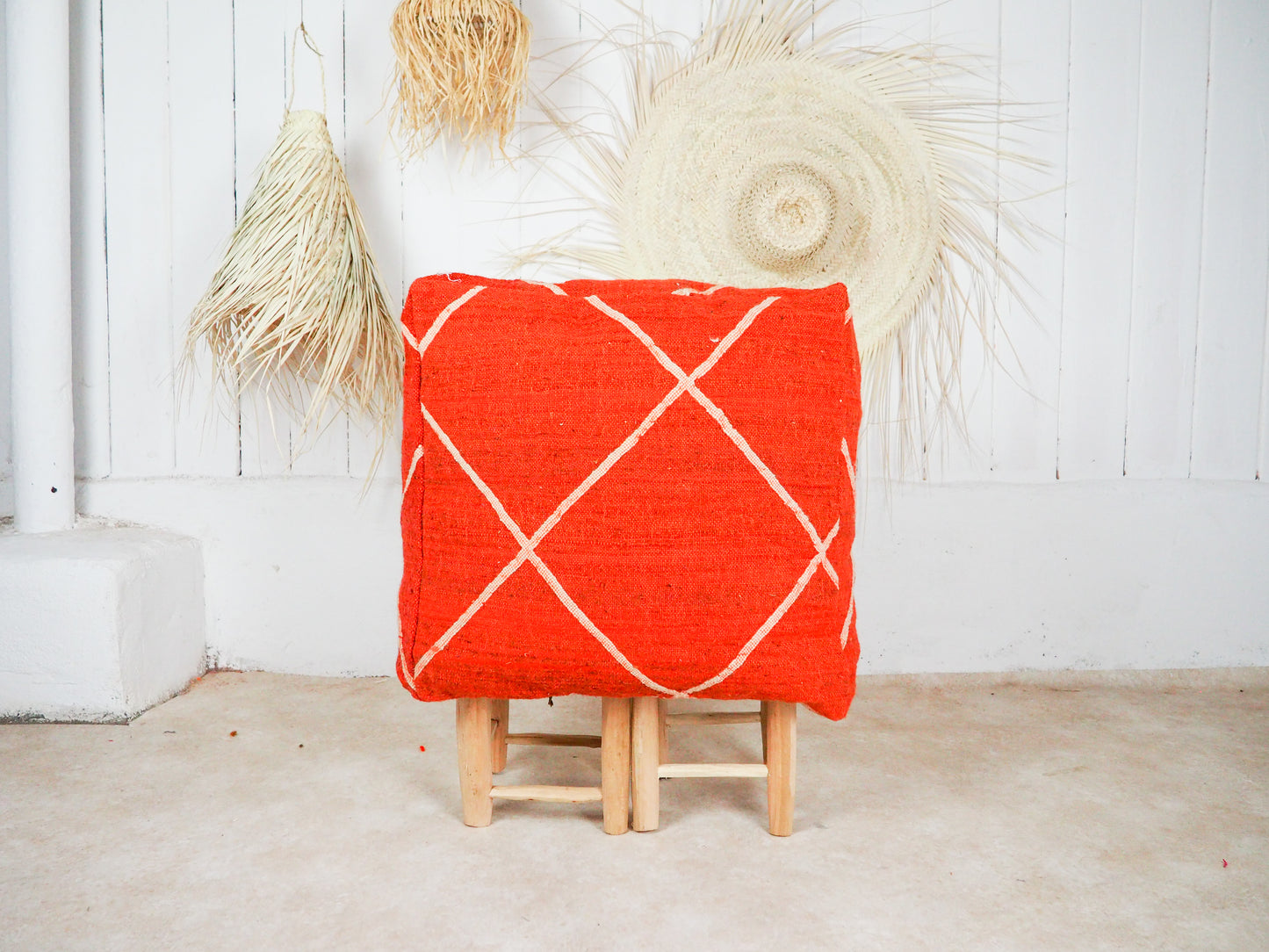 Handgefertigter Kilim Pouf aus Marokko ´Ouarda´ – Traditionelles Design und Naturmaterialien