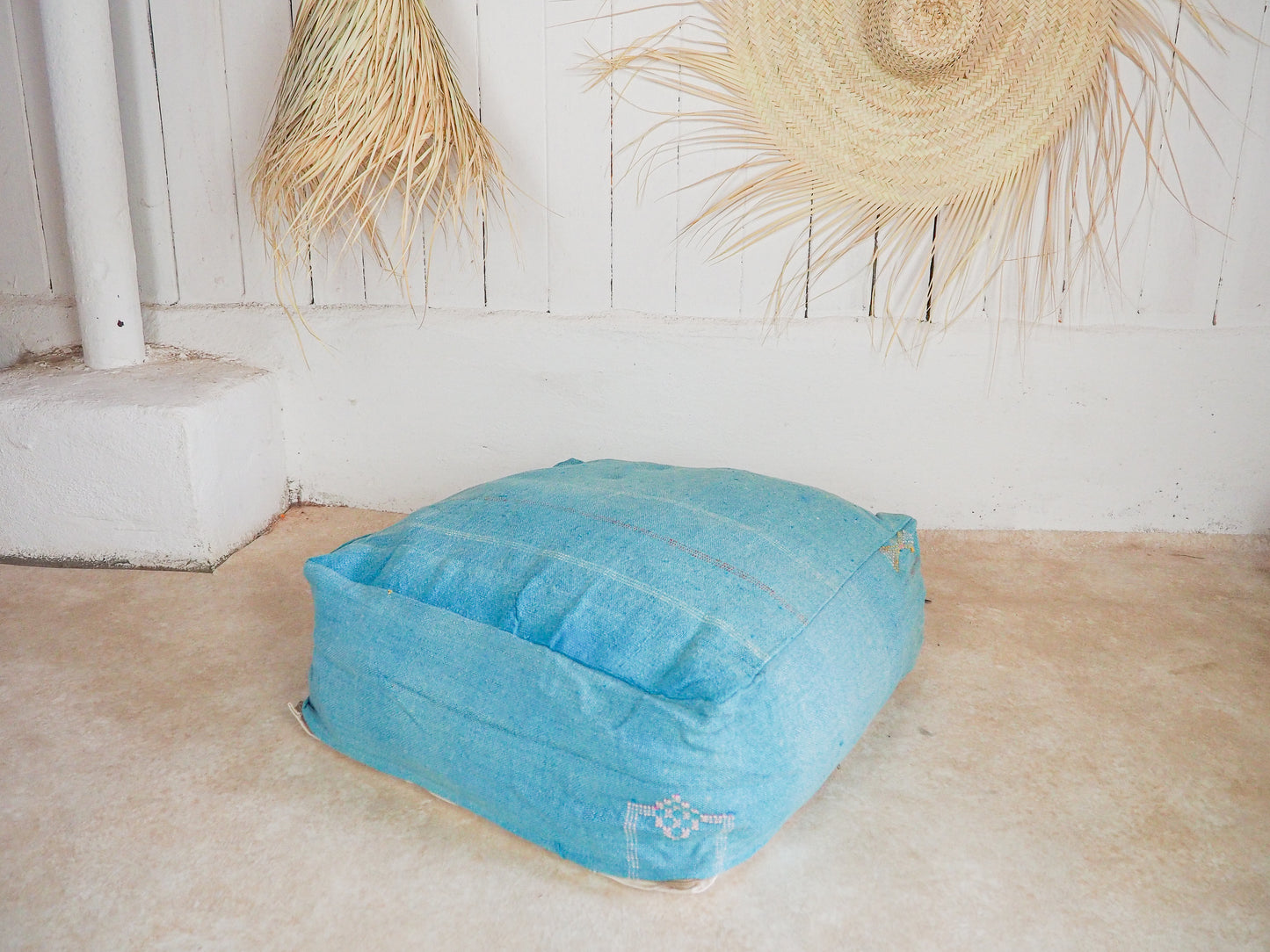 Marokkanischer Sabra Pouf ´Khadija´ – Handgefertigt aus Kaktusseide