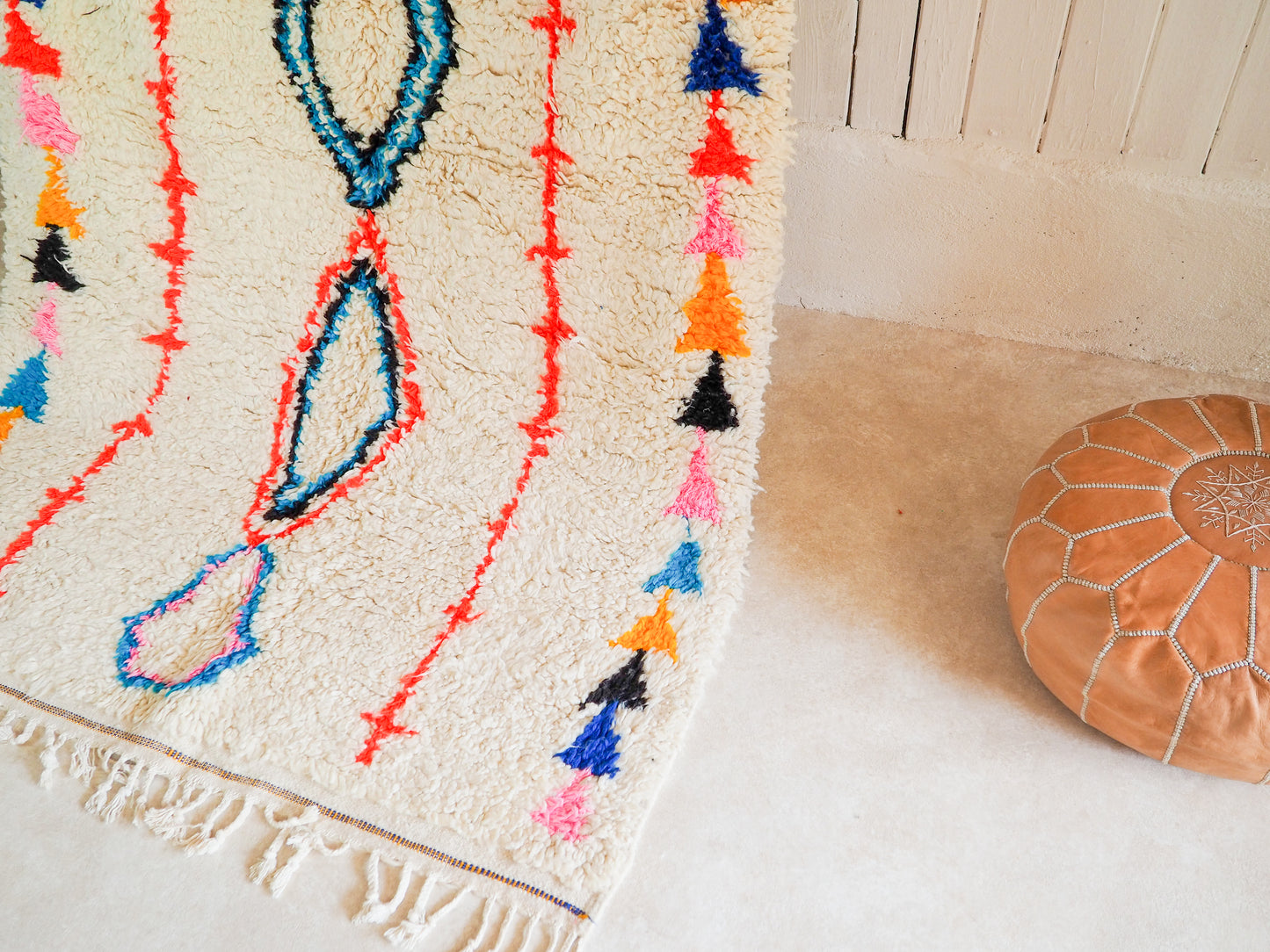 Handgefertigter Azilal Teppich `Souad` aus Marokko – Boho-Muster und hochwertige Wolle | 230 x 145 cm