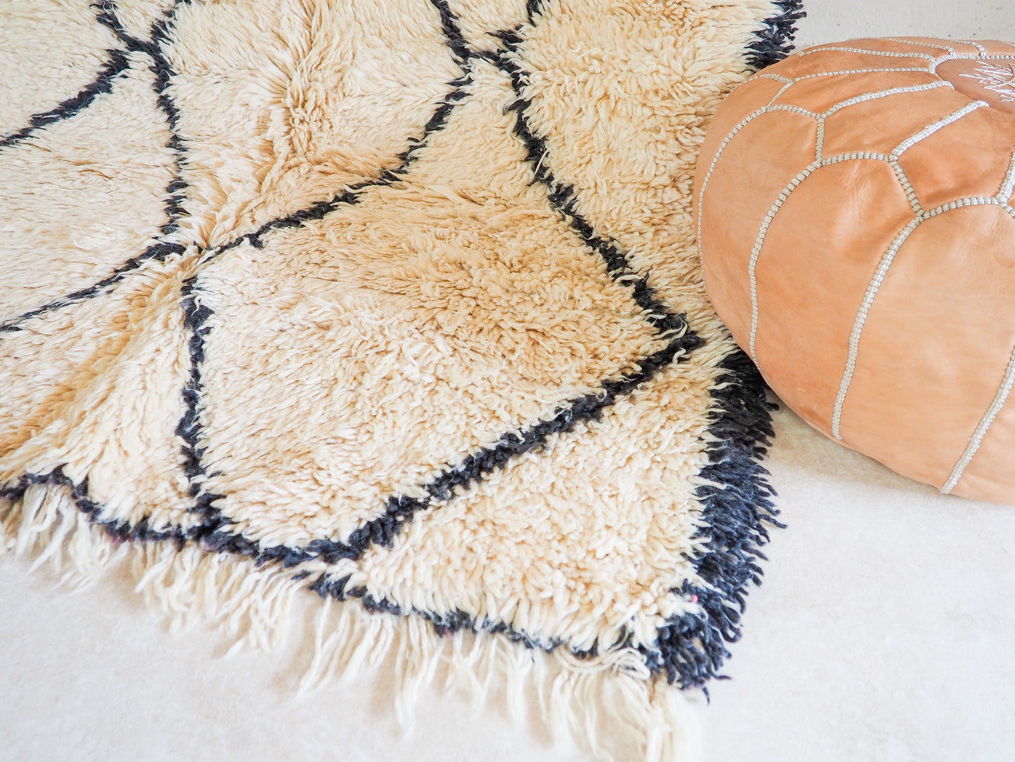 Beni Ouarain Teppich `Faris` – Handgefertigte Naturschönheit aus Marokko |  230 x 138 cm