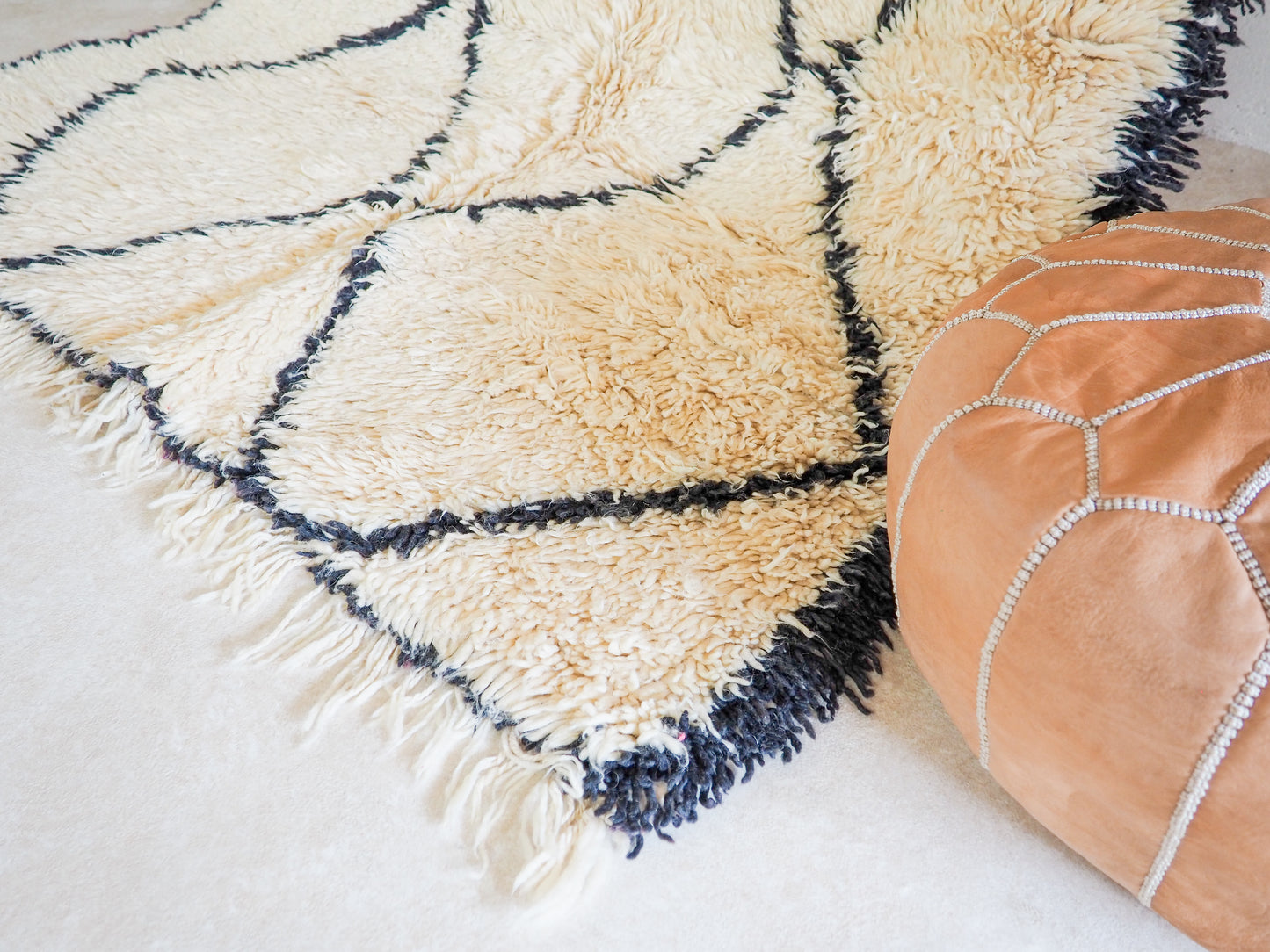 Beni Ouarain Teppich `Faris` – Handgefertigte Naturschönheit aus Marokko |  230 x 138 cm