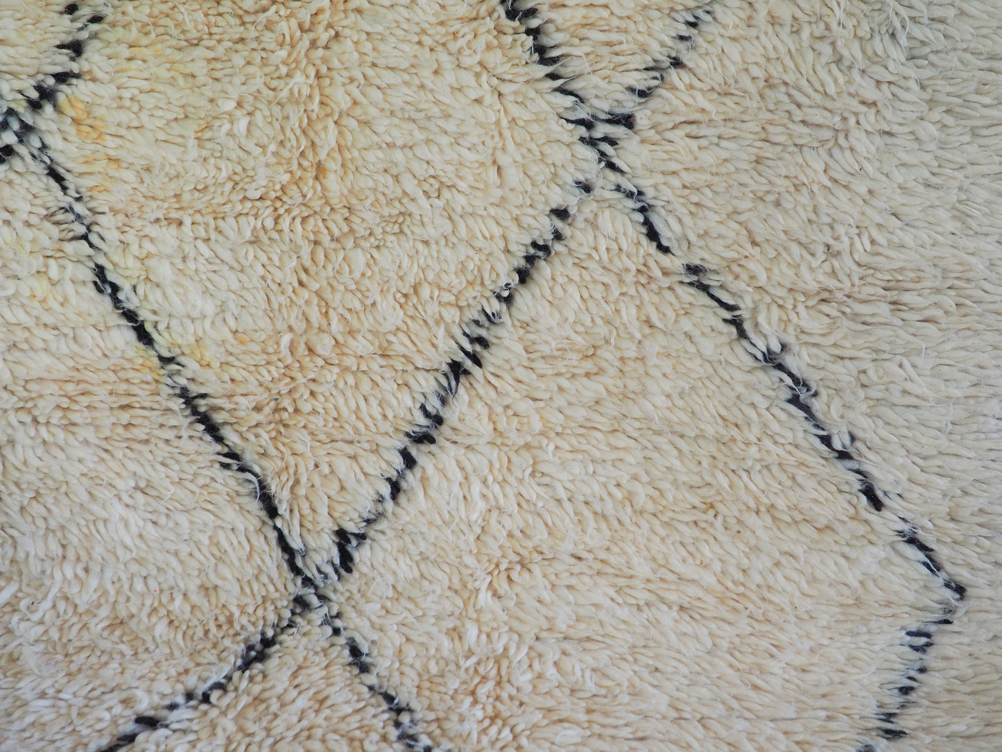 Beni Ouarain Teppich `Safi` – Handgefertigte Naturschönheit aus Marokko | 195 x 118 cm