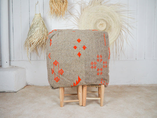 Handgefertigter Kilim Pouf aus Marokko ´Yasmina´ – Traditionelles Design und Naturmaterialien